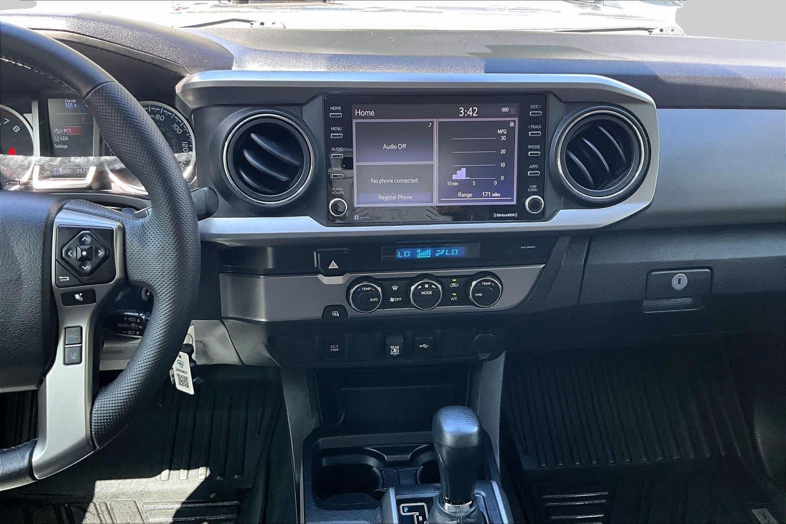 Used 2021 Toyota Tacoma SR5 RWD image 7