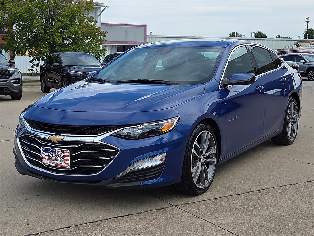 Used 2023 Chevrolet Malibu LT image 2