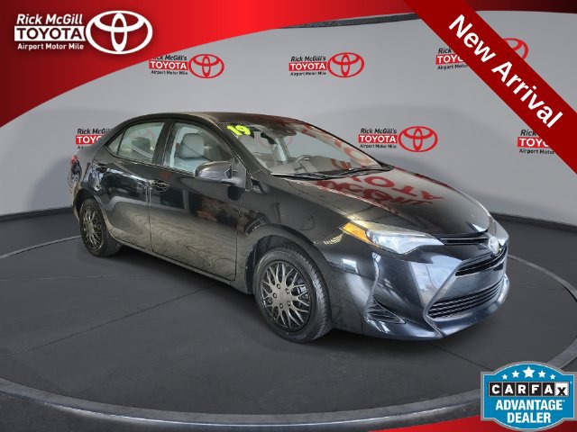 Used 2019 Toyota Corolla LE FWD image 1