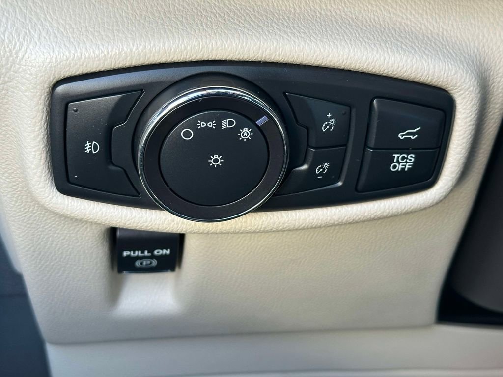 Used 2020 Lincoln Nautilus Reserve image 28