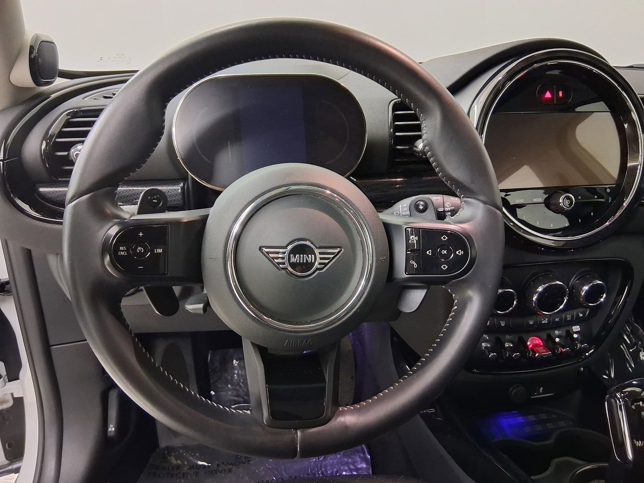 Certified 2023 MINI Cooper Clubman S FWD image 15
