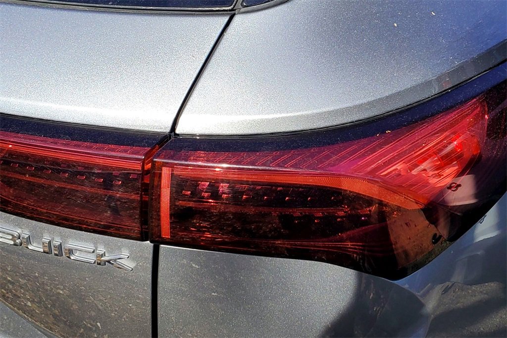 Used 2024 Buick Envision Sport Touring image 5