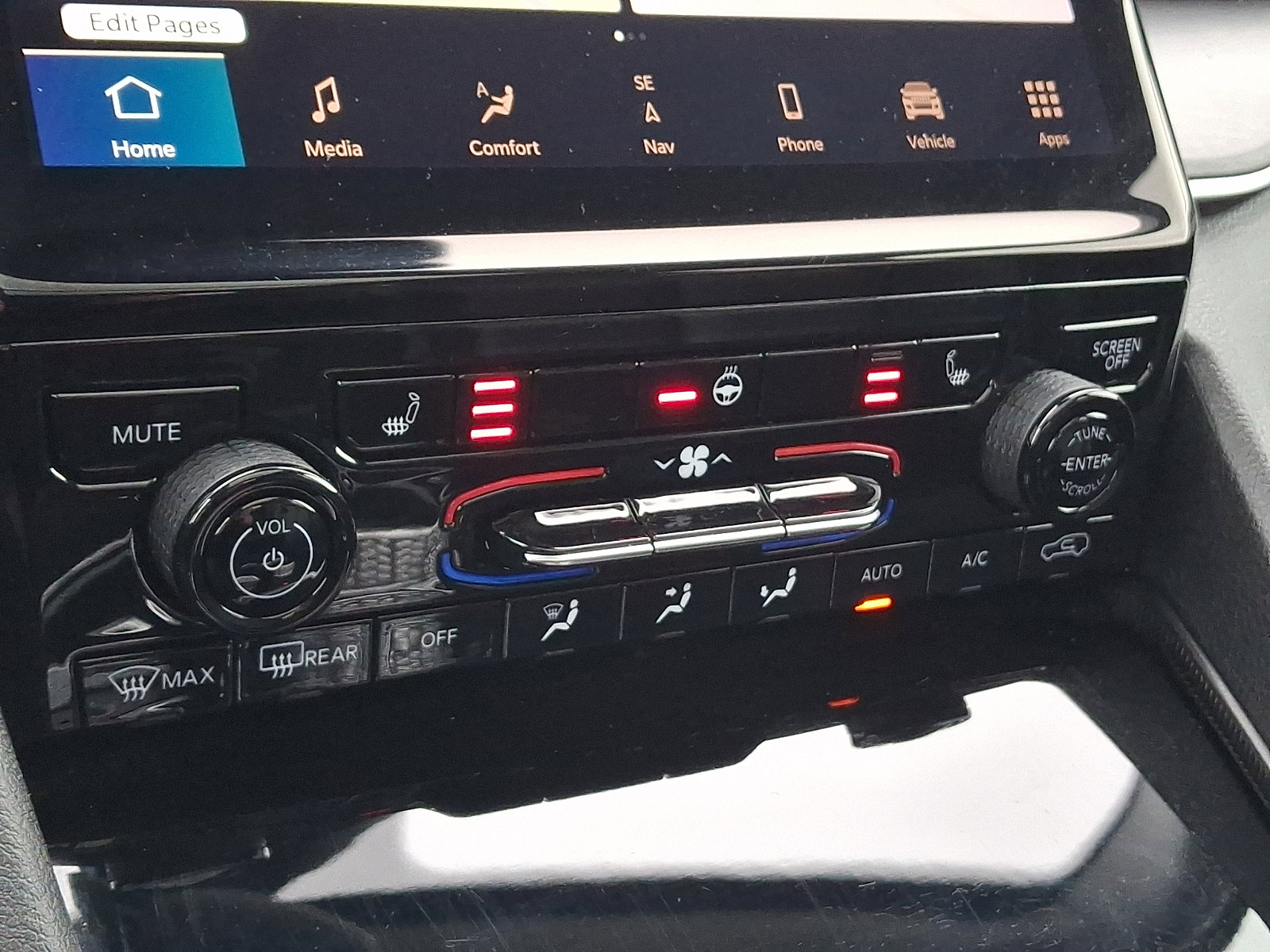 Used 2024 Jeep Grand Cherokee Limited 4xe image 16