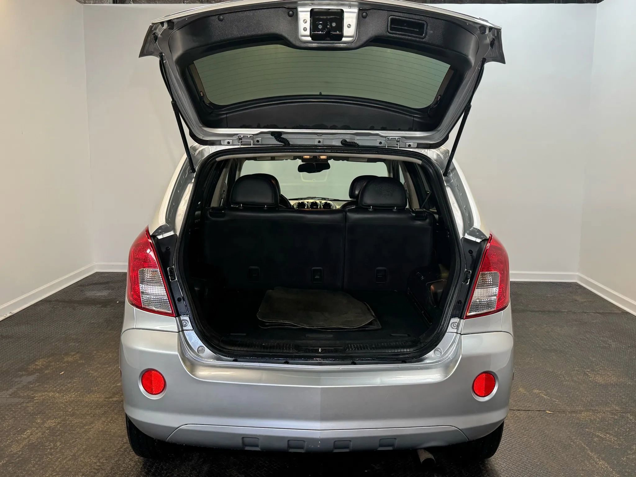 Used 2014 Chevrolet Captiva Sport LT w/ Convenience Package image 29