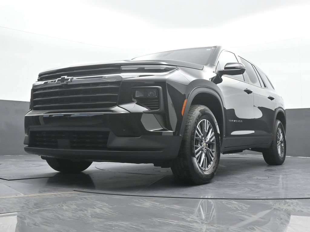 Used 2024 Chevrolet Traverse LS FWD image 64