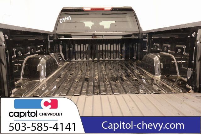 Used 2026 Chevrolet Silverado 1500 Custom Trail Boss w/ Turbomax Blackout Package image 27