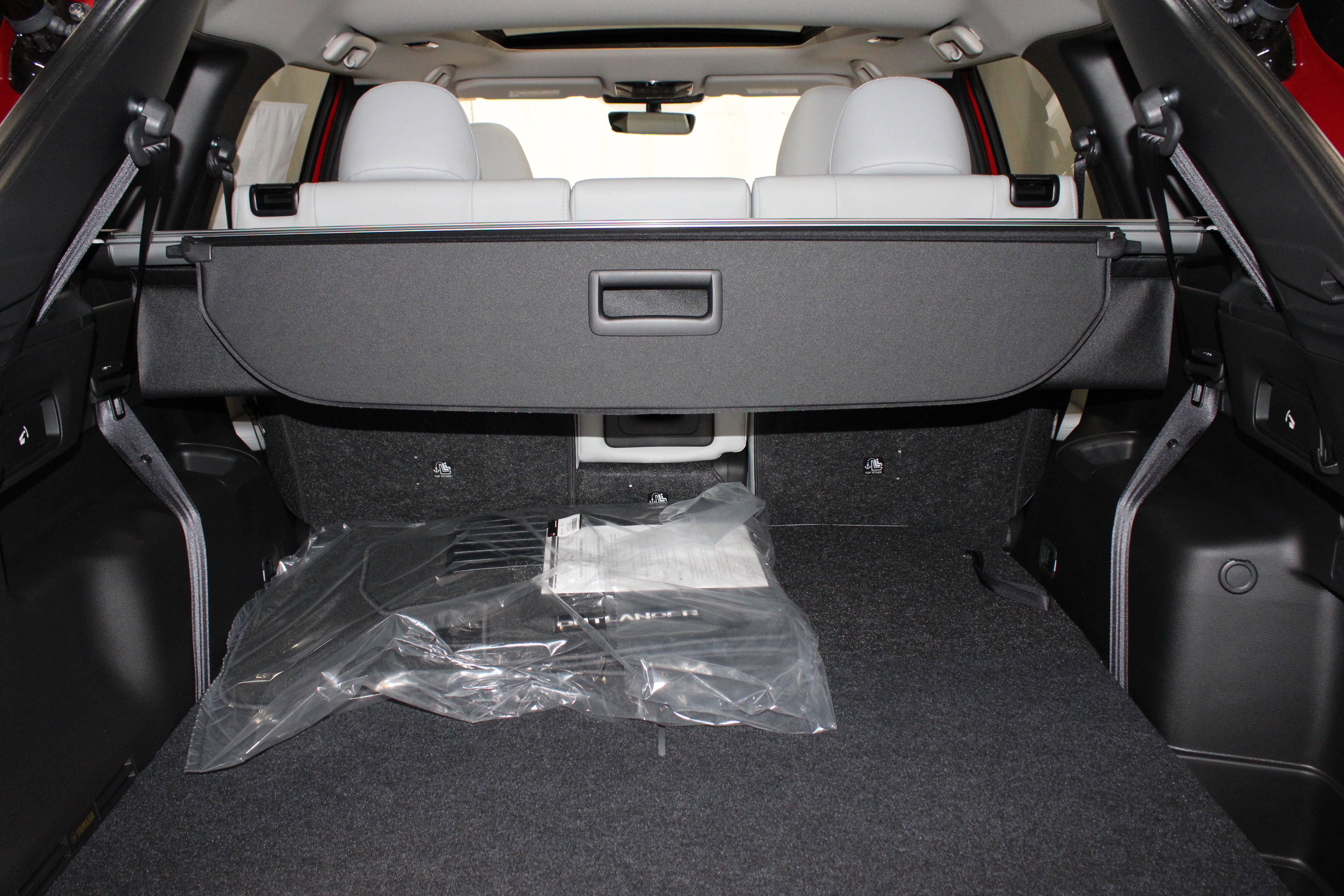 New 2025 Mitsubishi Outlander SE image 11