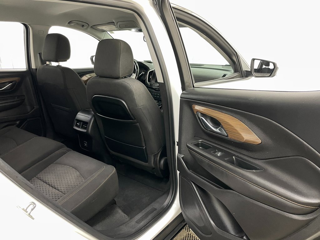 Certified 2018 GMC Terrain SLE image 35