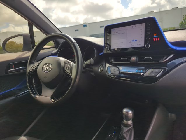Used 2020 Toyota C-HR XLE FWD image 26