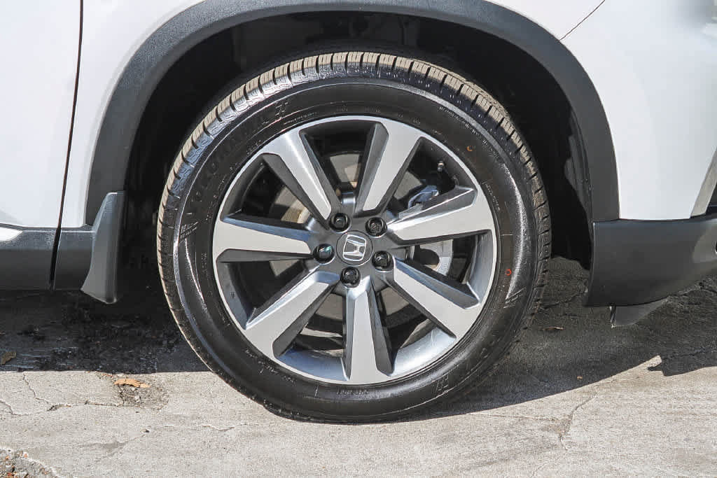 Used 2023 Honda Pilot Elite image 9