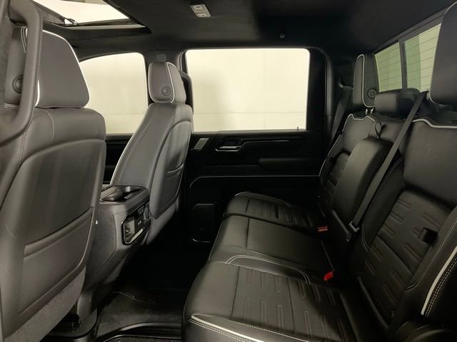 Used 2025 GMC Sierra 2500 AT4X image 35