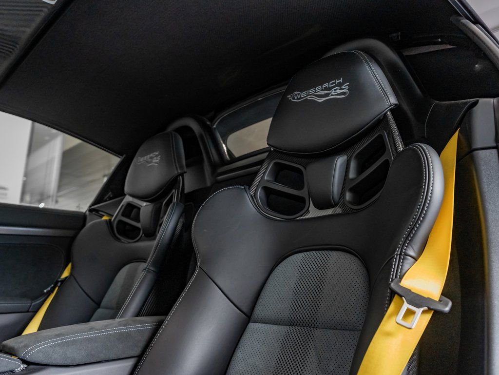 Certified 2024 Porsche 718 Boxster Spyder RS RWD image 15