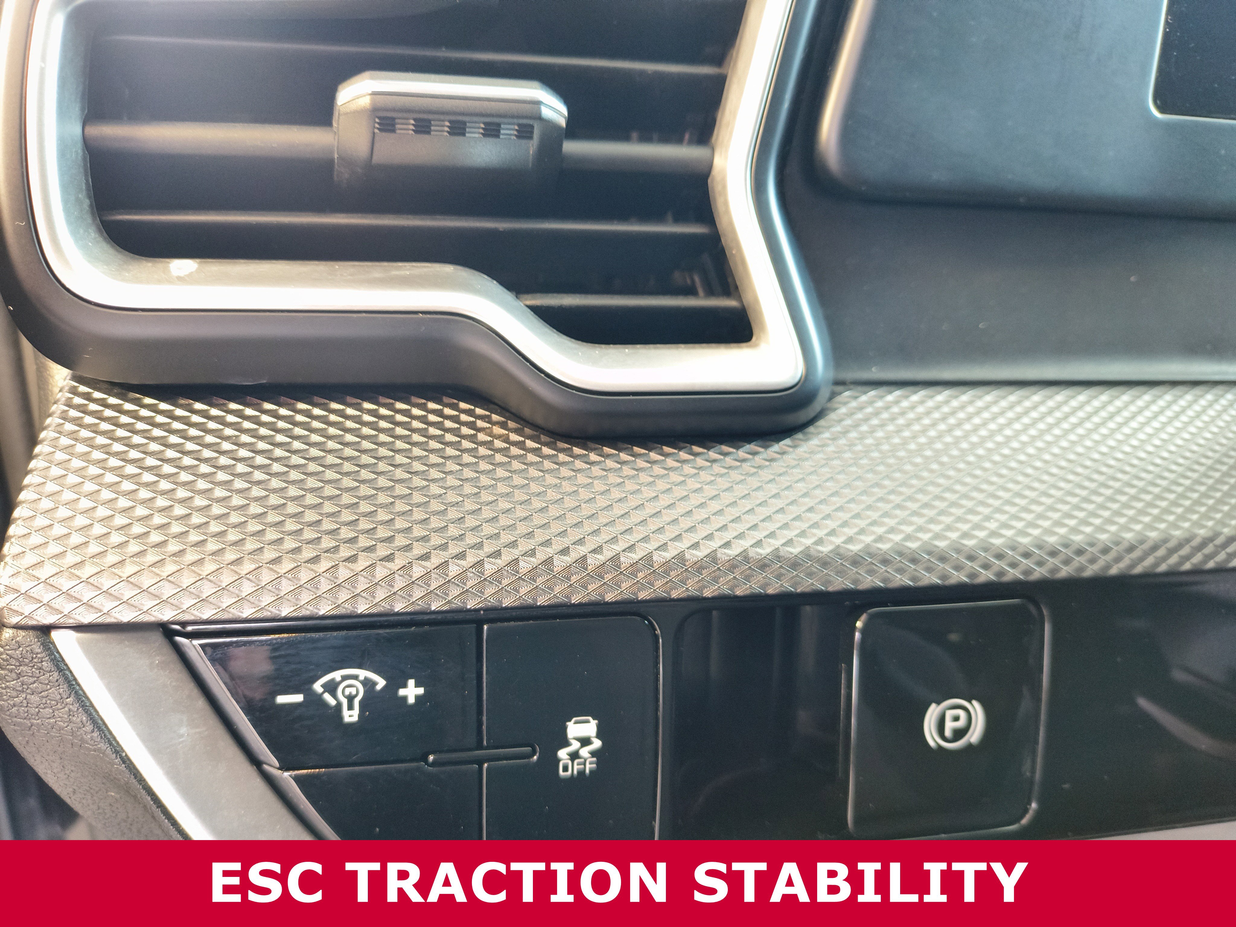 Used 2023 Kia Sportage LX image 16