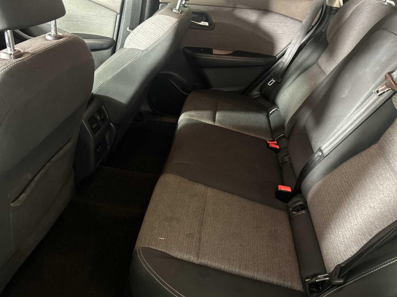 Used 2022 Nissan Rogue SV AWD/4WD image 24