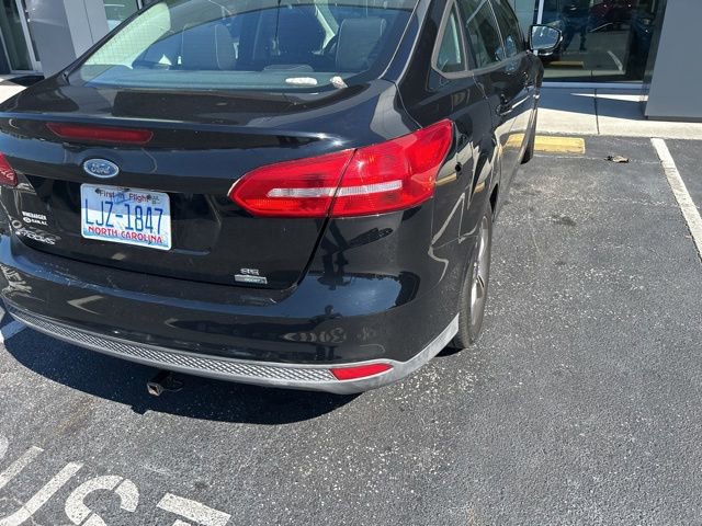 Used 2016 Ford Focus SE FWD image 11