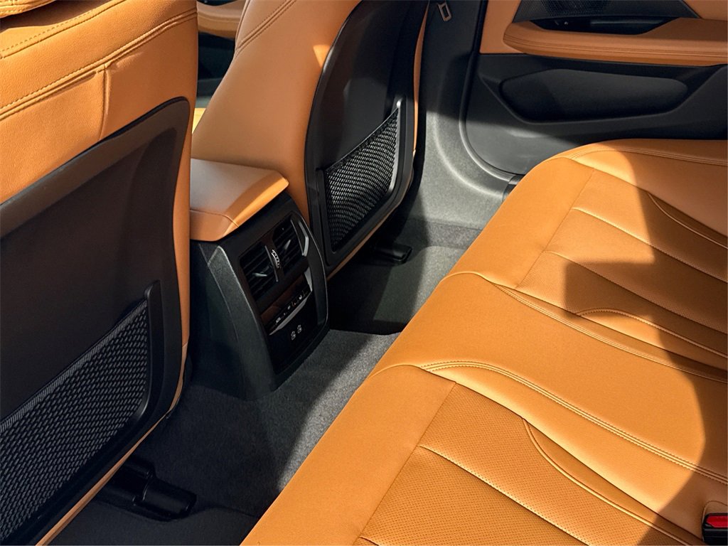 Certified 2023 BMW i4 eDrive35 w/ Premium Package image 10