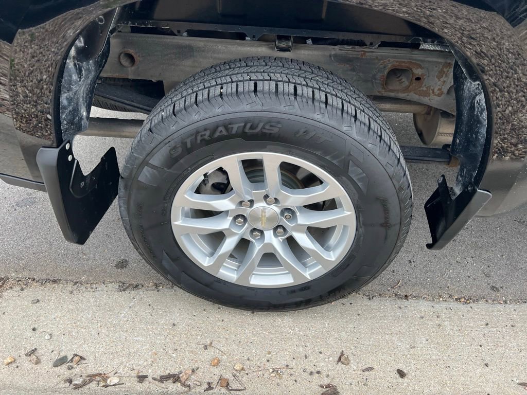 Used 2019 Chevrolet Silverado 1500 LT w/ All-Star Edition AWD/4WD image 10