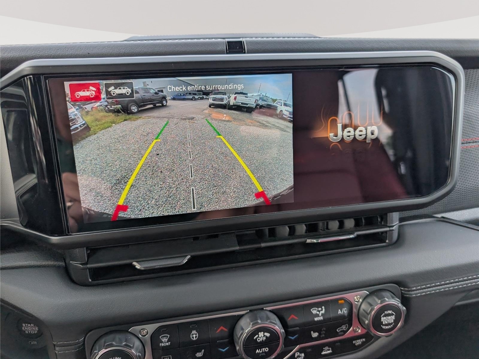 Used 2024 Jeep Wrangler Unlimited Rubicon 392 AWD/4WD image 29