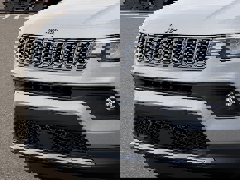 New 2026 Jeep Compass Latitude image 28
