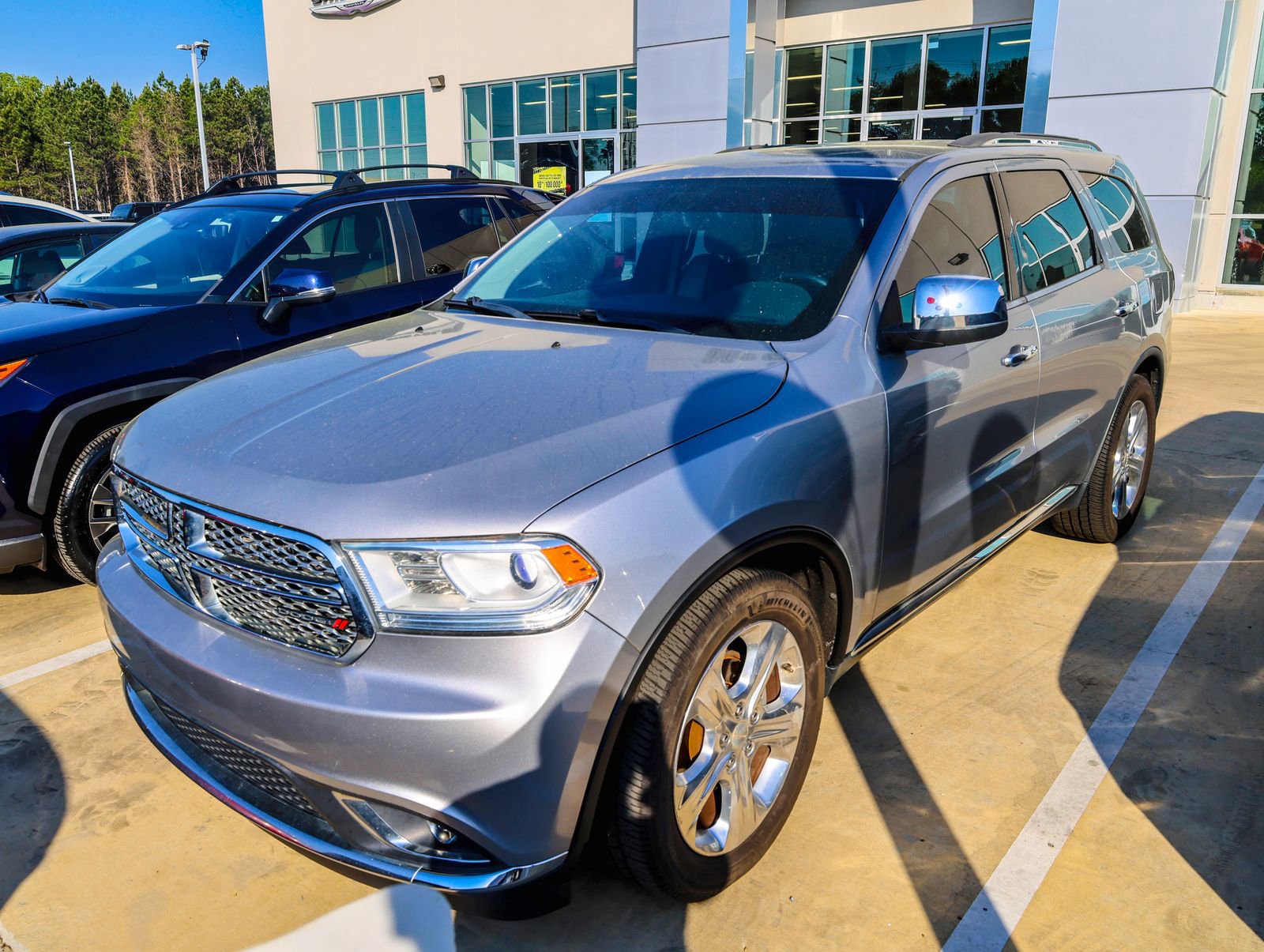 Used 2015 Dodge Durango SXT w/ Quick Order Package 23B image 1