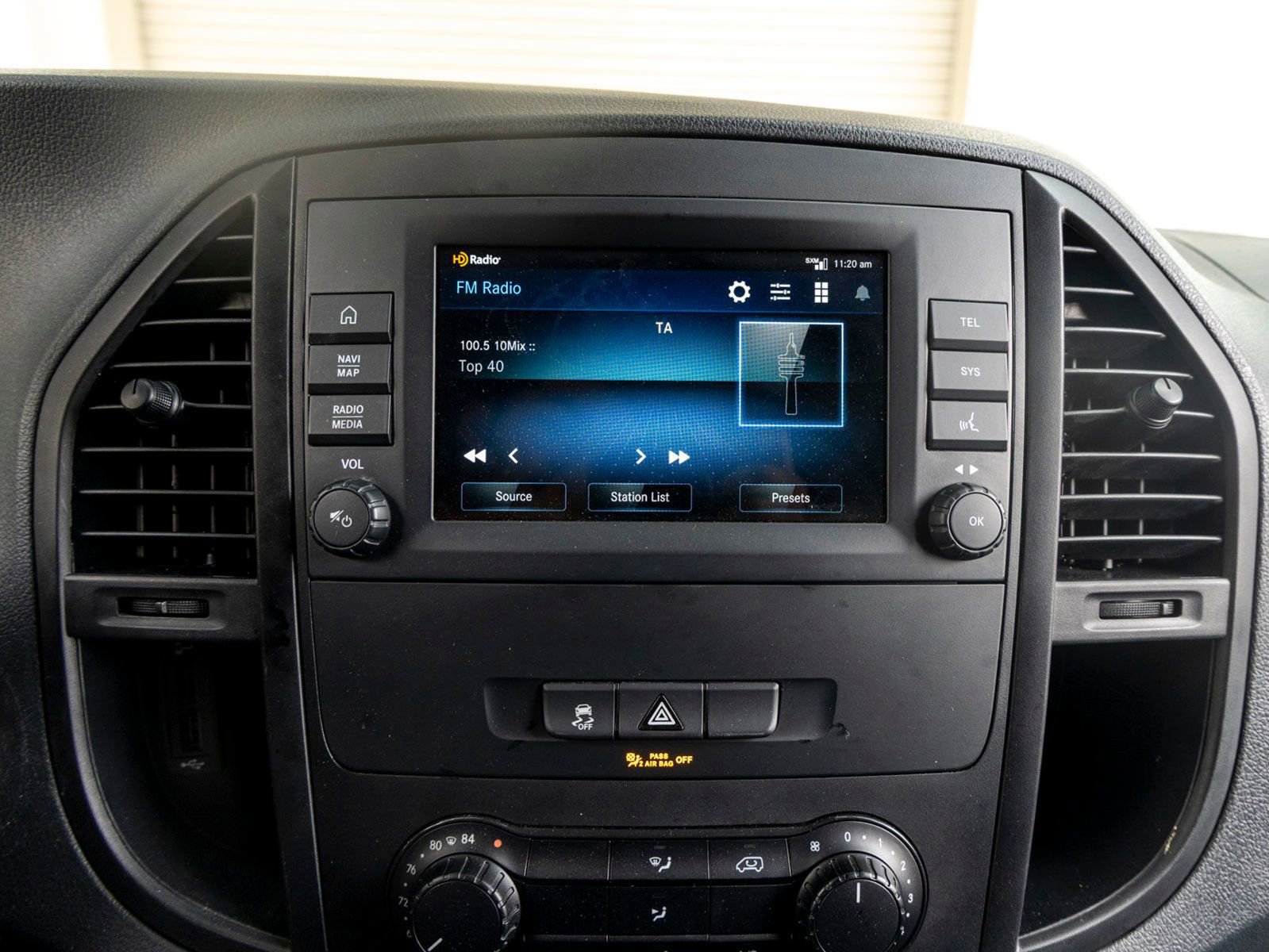 Used 2022 Mercedes-Benz Metris image 18