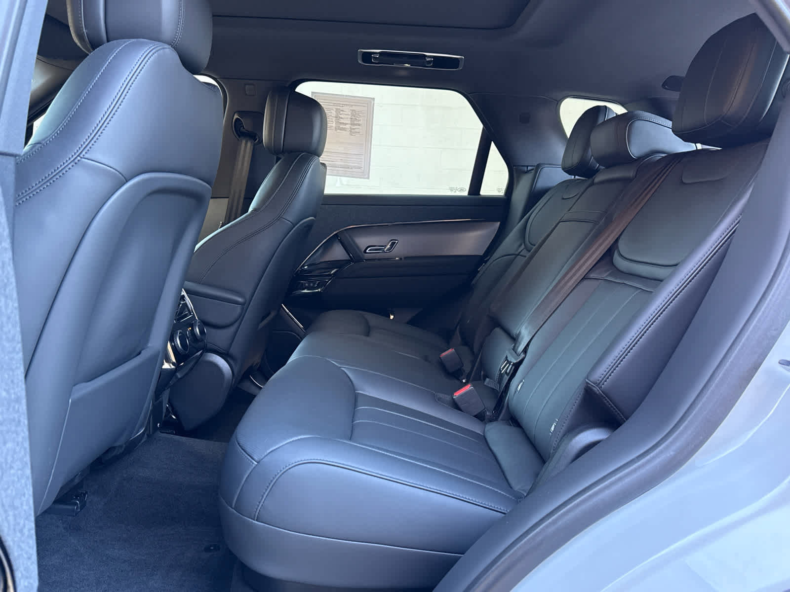 Certified 2024 Land Rover Range Rover Sport SE image 14