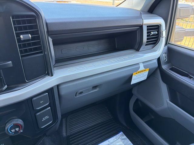 New 2024 Ford F550 4x4 Regular Cab Super Duty image 20