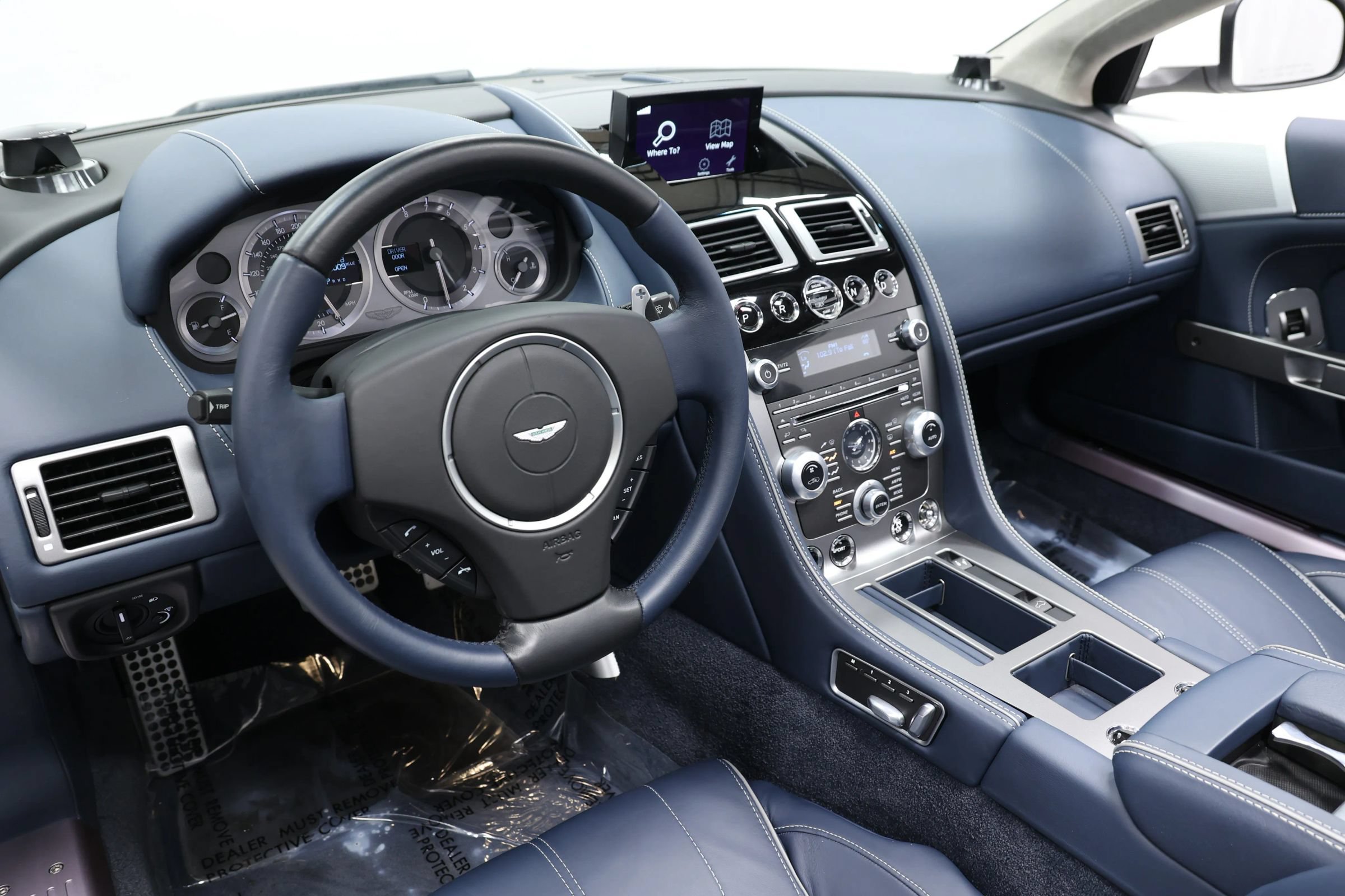 Used 2012 Aston Martin Virage Volante RWD image 2
