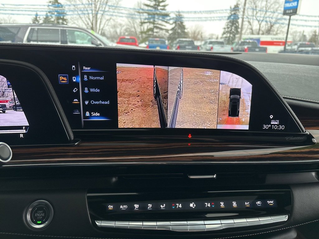 Used 2024 Cadillac Escalade ESV Premium Luxury image 20