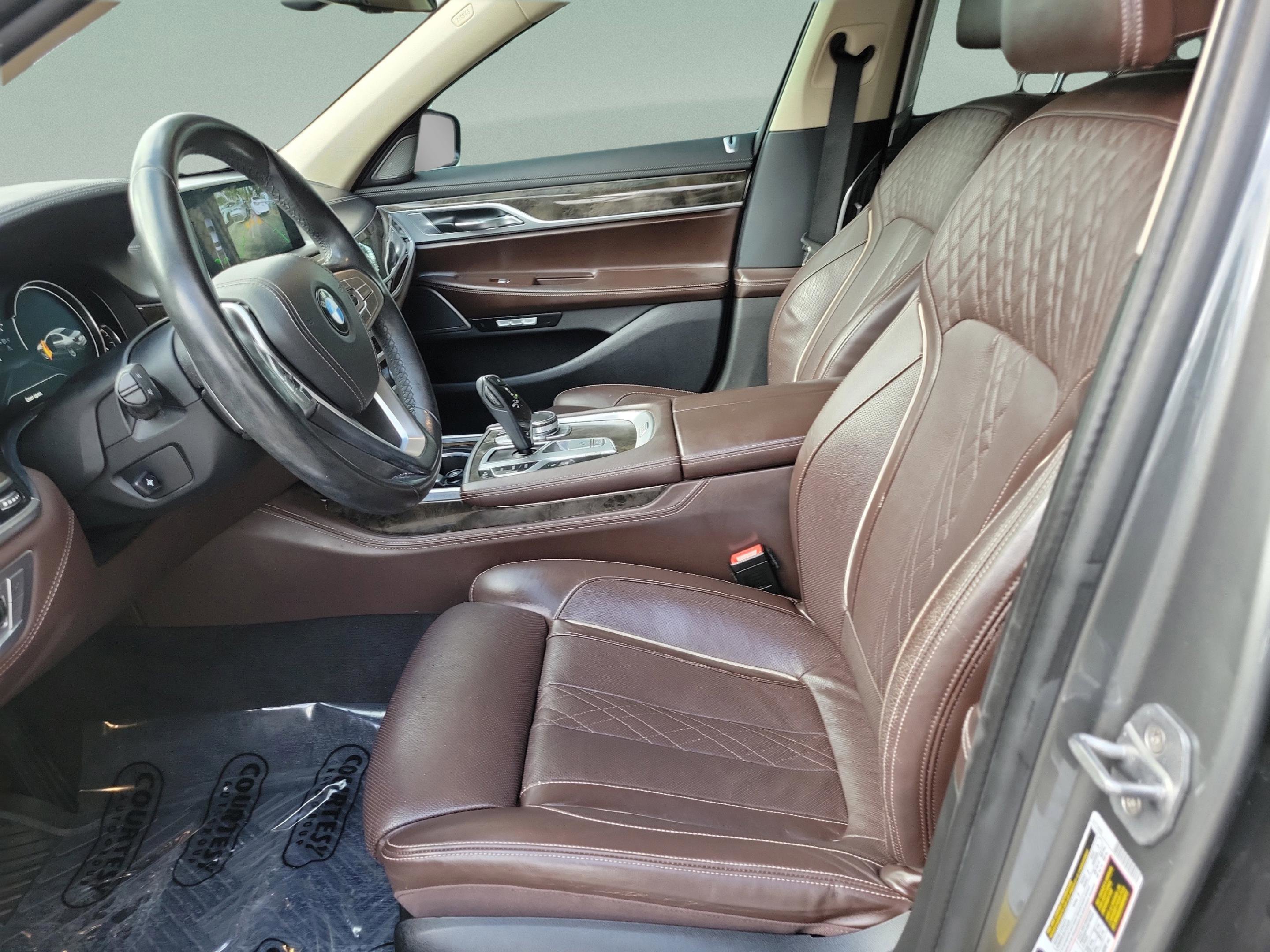 Used 2016 BMW 740i RWD image 18