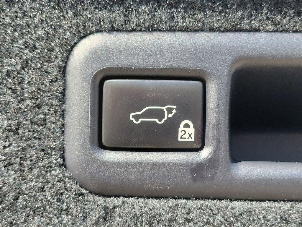 Used 2019 Lexus RX 350L 350L w/ Premium Package image 11
