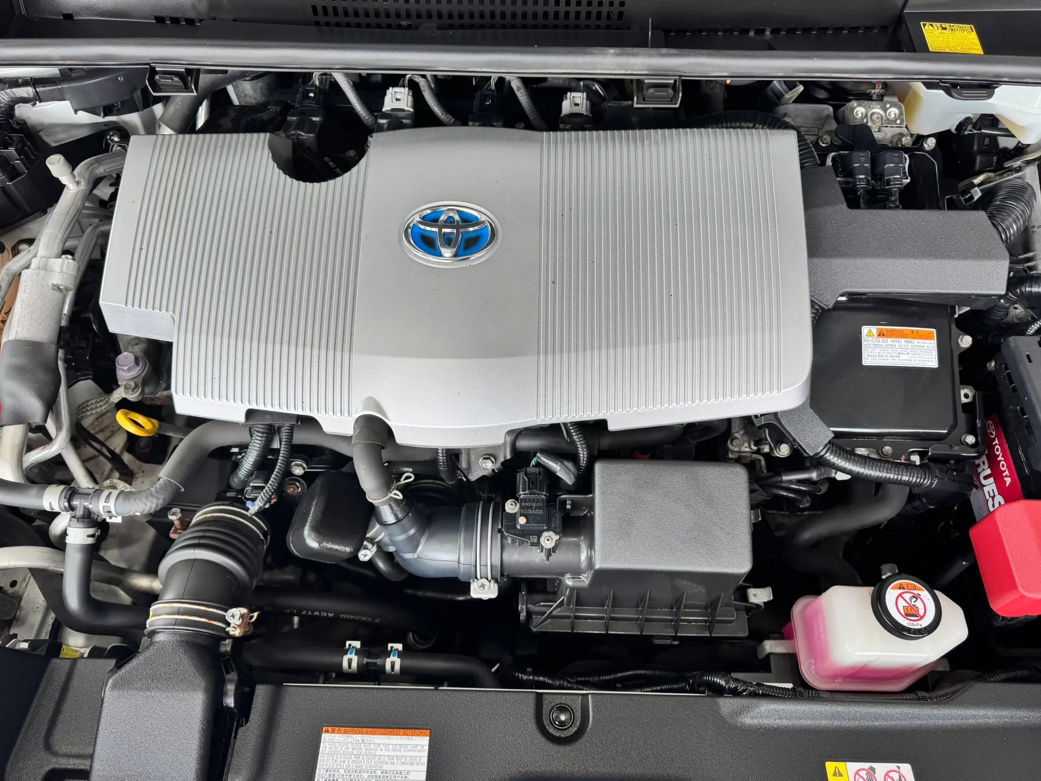 Used 2018 Toyota Prius Prime Advanced image 38