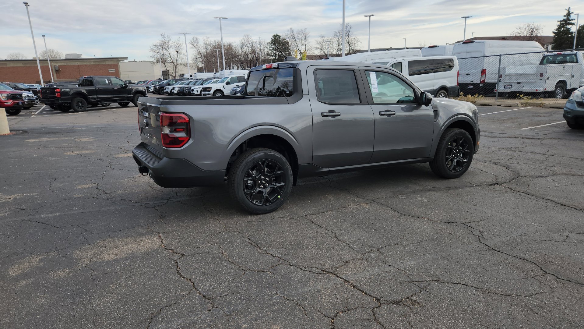 New 2025 Ford Maverick Lariat w/ Black Appearance Package image 12