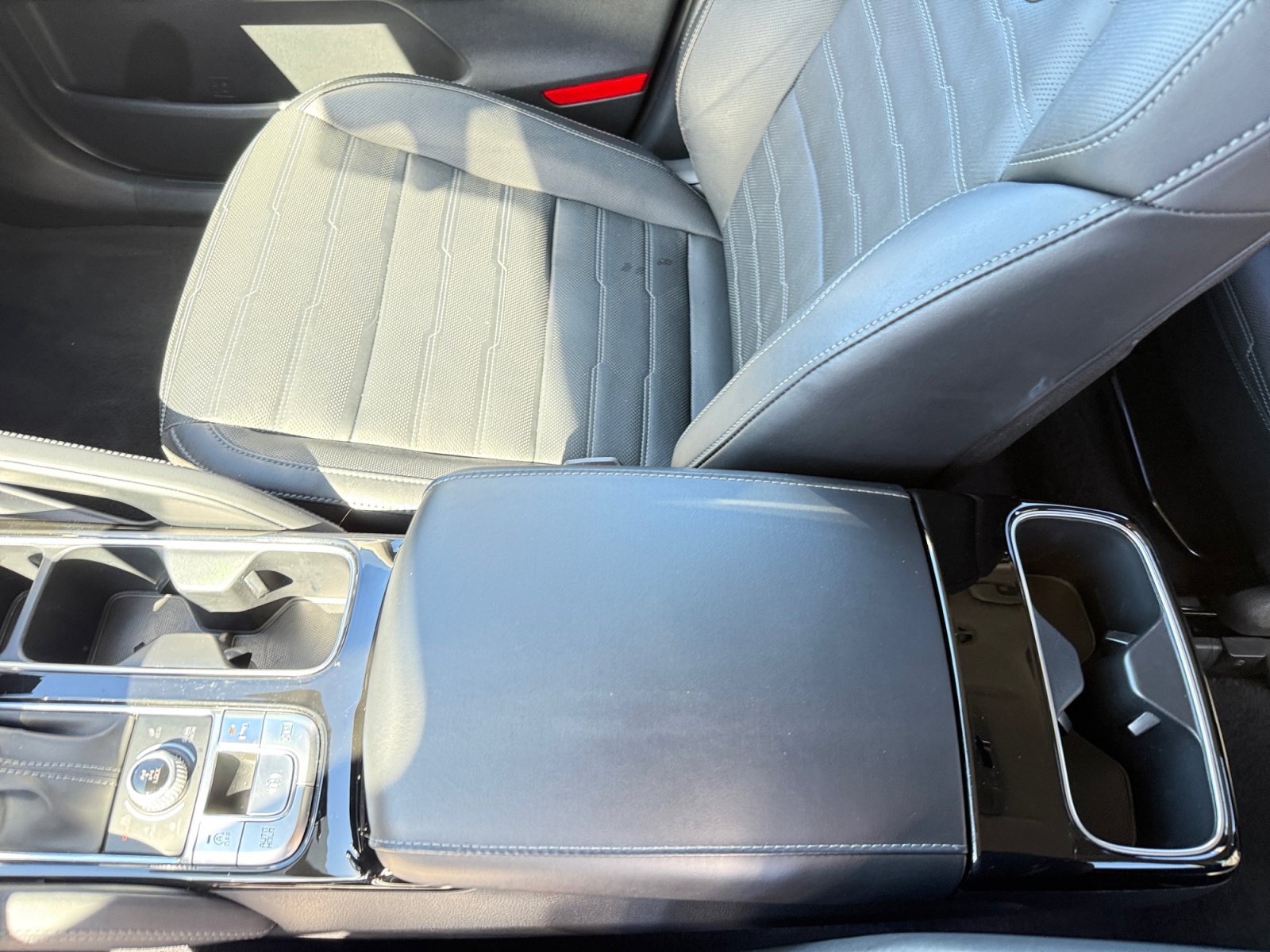 Used 2023 Kia Telluride SX Prestige AWD/4WD image 14