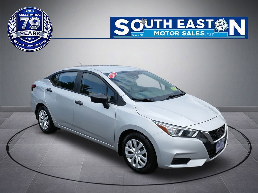 Used 2020 Nissan Versa S FWD image 2