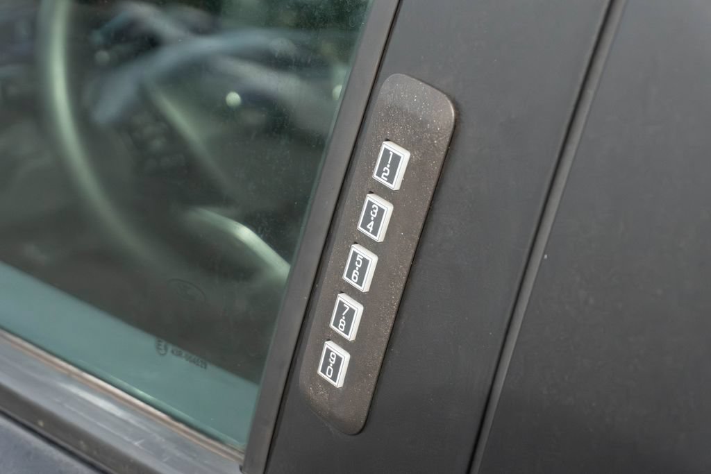 Used 2023 Ford Maverick Lariat w/ Black Appearance Package FWD image 13