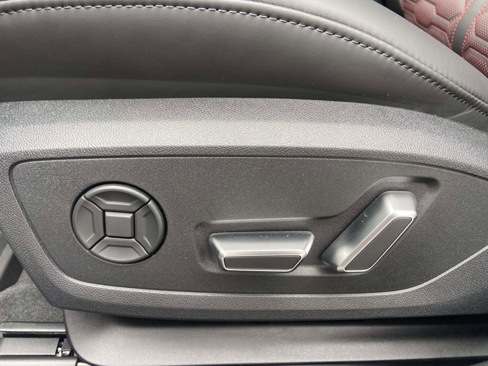 New 2026 Audi RS 7 Performance image 18