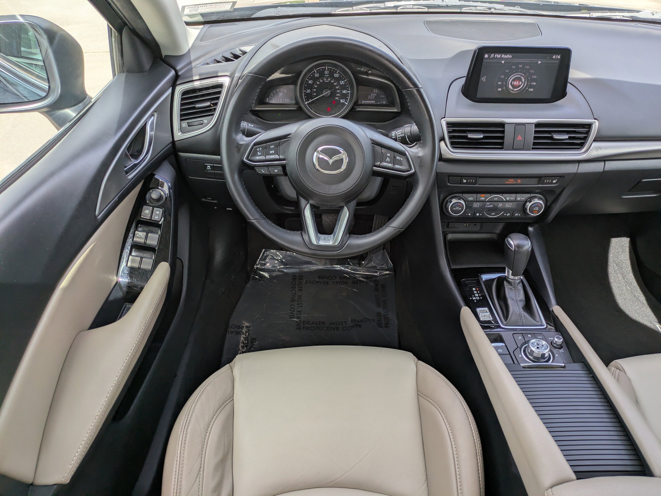 Used 2018 MAZDA MAZDA3 Touring FWD image 14