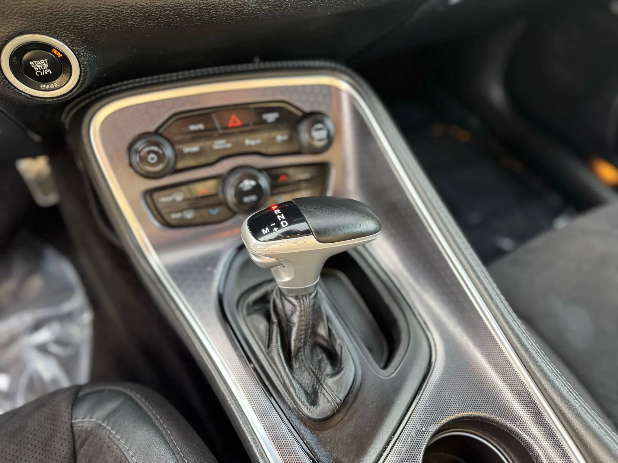 Used 2017 Dodge Challenger R/T Scat Pack w/ Leather Interior Group image 16