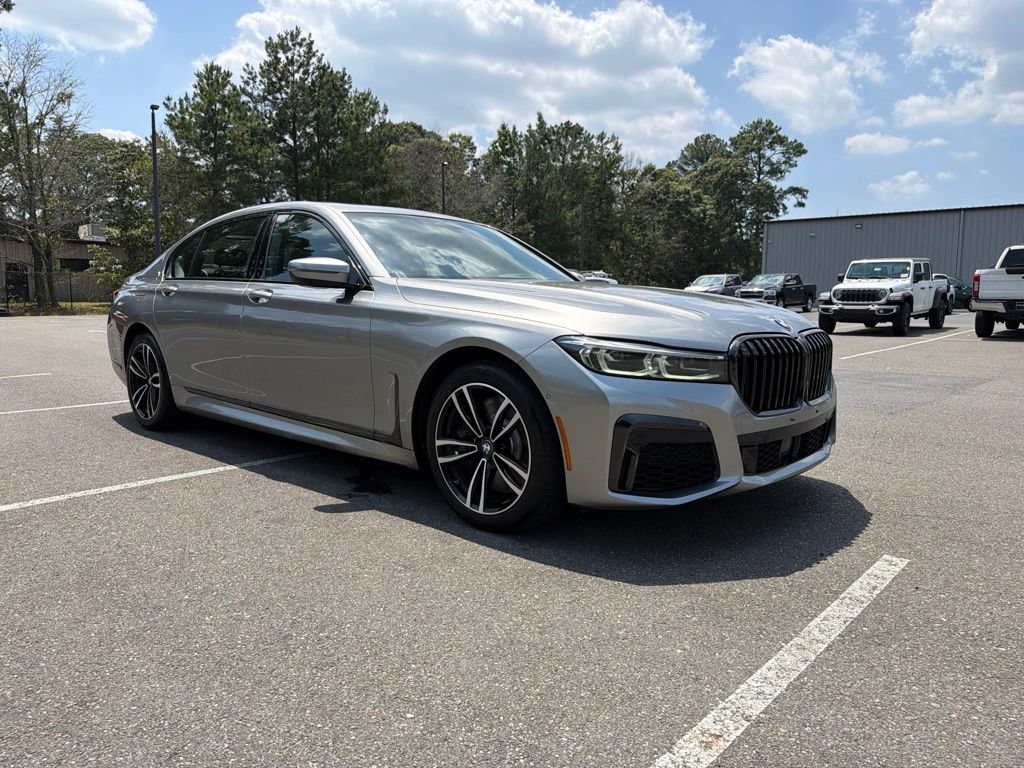 Used 2022 BMW 750Li xDrive AWD/4WD image 4