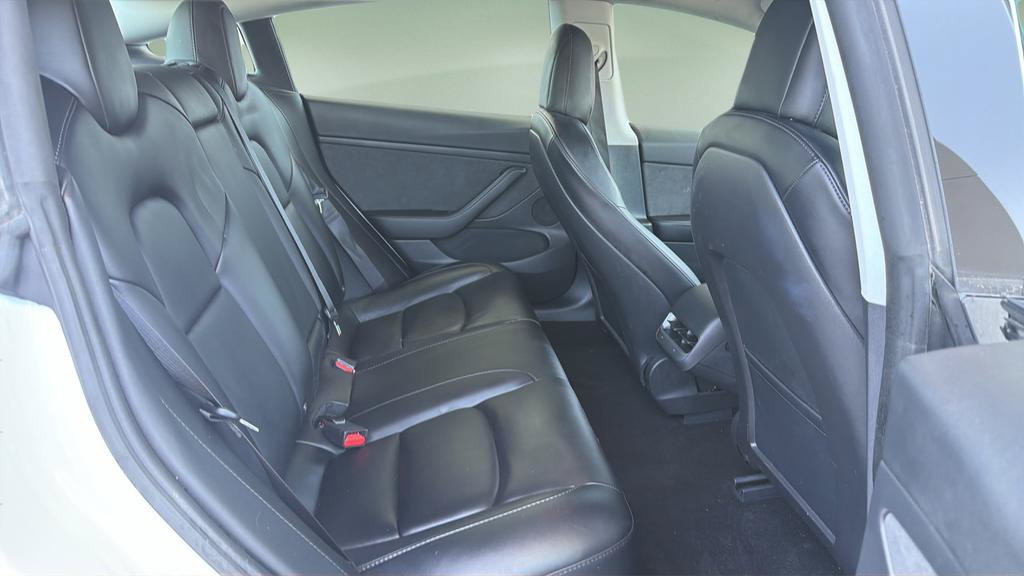 Used 2021 Tesla Model 3 Standard Range Plus RWD image 15