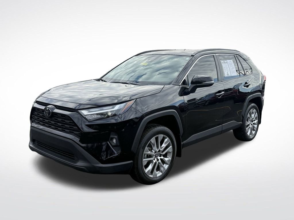 Used 2024 Toyota RAV4 XLE Premium image 3