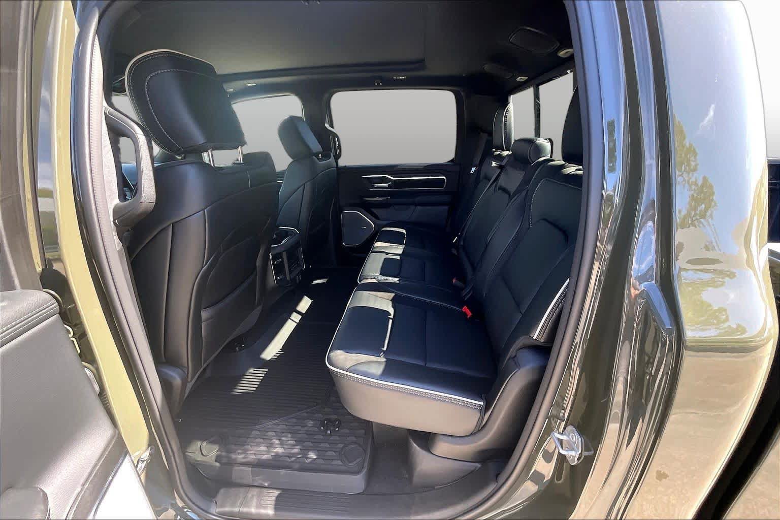 New 2027 RAM 1500 Laramie AWD/4WD image 21