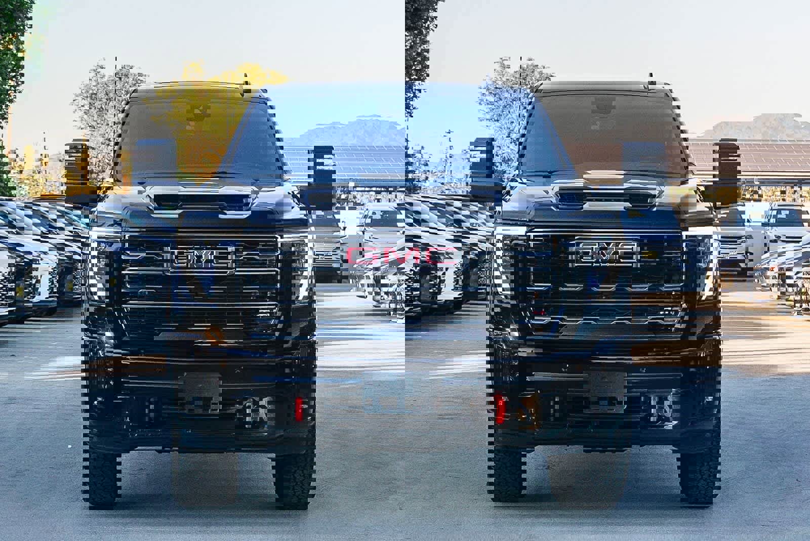 Used 2025 GMC Sierra 2500 AT4 w/ AT4 Premium Plus Package image 6