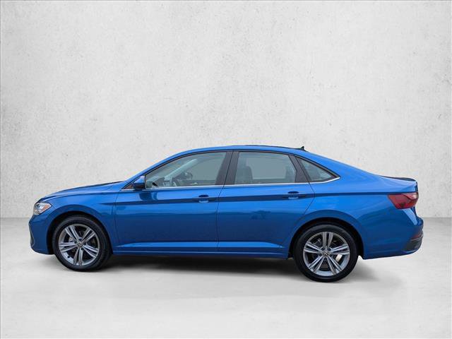 Used 2024 Volkswagen Jetta SE FWD image 9