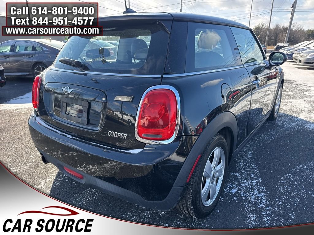Used 2017 MINI Cooper 2-Door Hardtop FWD image 6
