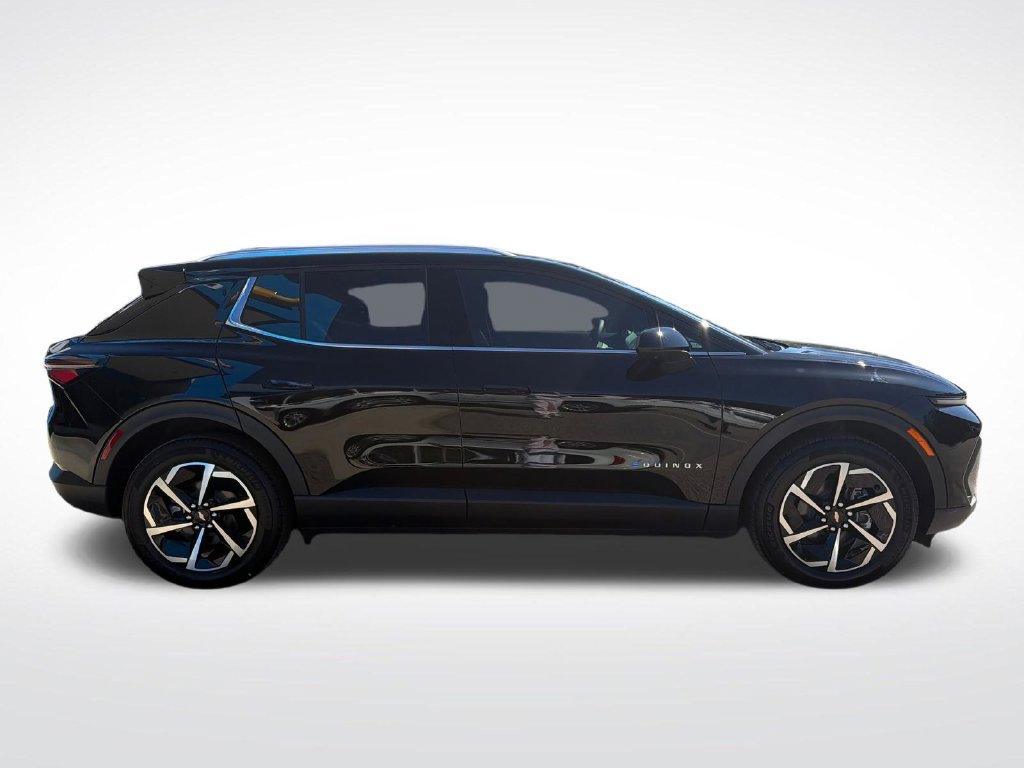New 2026 Chevrolet Equinox EV LT AWD/4WD image 7