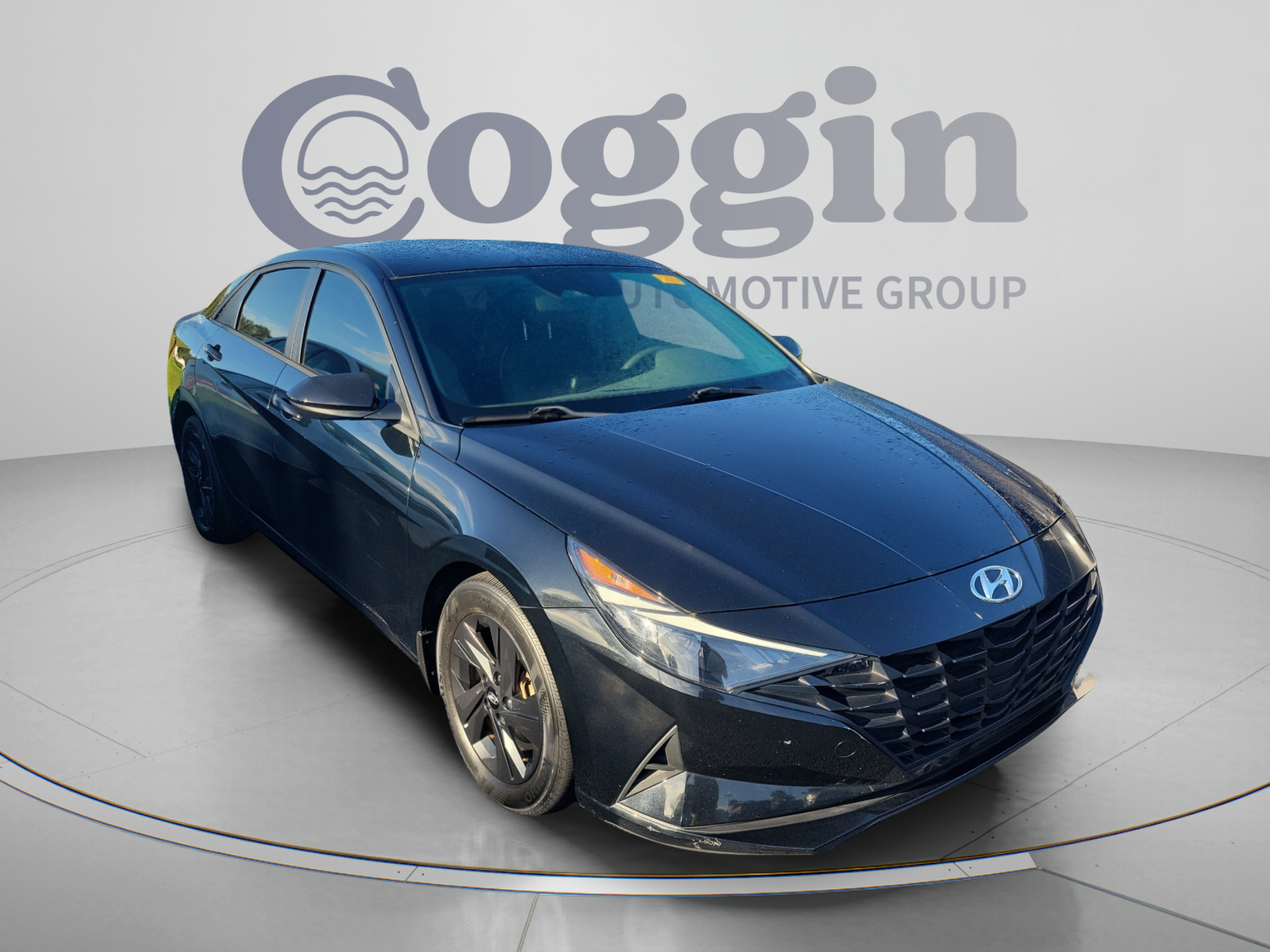 Used 2022 Hyundai Elantra SEL FWD image 5