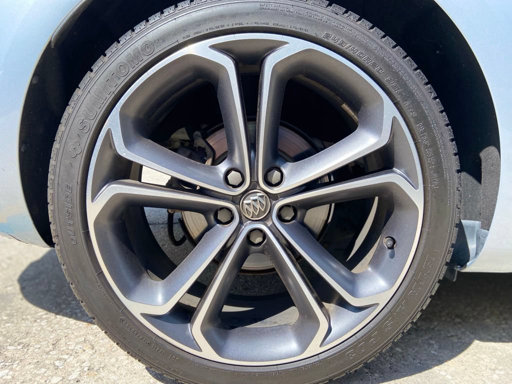 Used 2019 Buick Cascada Premium FWD image 11