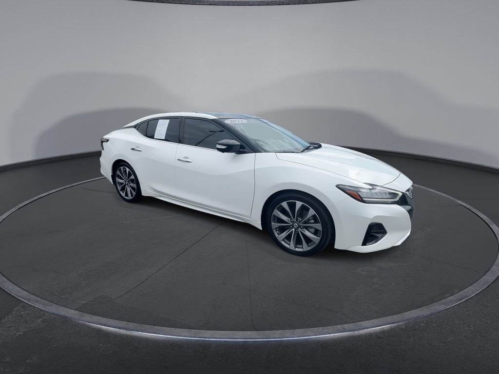 Used 2022 Nissan Maxima Platinum w/ Sport Mat Group FWD image 2
